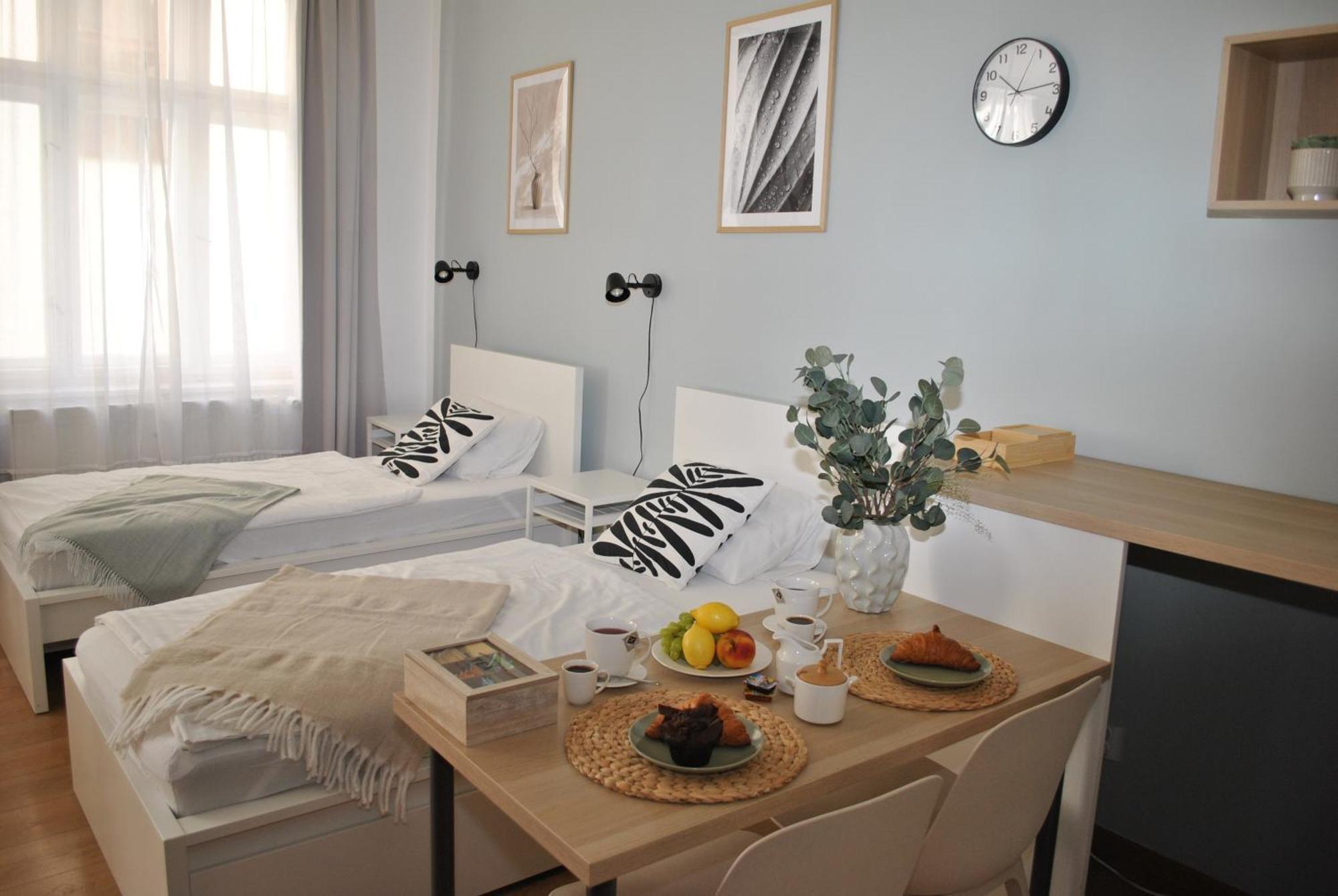7 Nights Apartments Dominikanske N. Brno Exterior photo